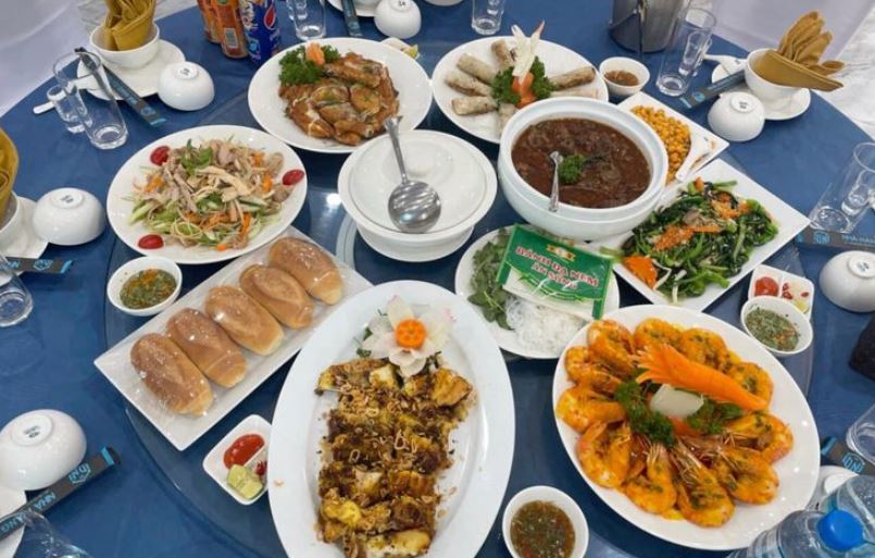 Tìm hiểu thực đơn đãi tiệc tân gia miền Trung