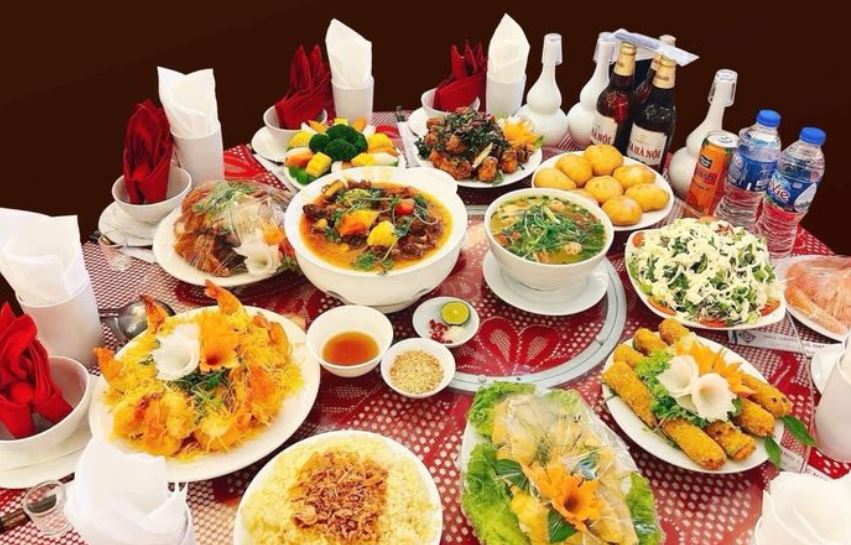 Gợi ý thực đơn cho tiệc tân gia miền Nam hiện đại